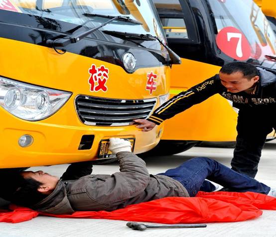 平安前行十年路 ——洪湖市平安校车服务有限公司运营十年记